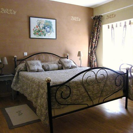 La Loge du Château Saint-Dier-dʼAuvergne Extérieur photo